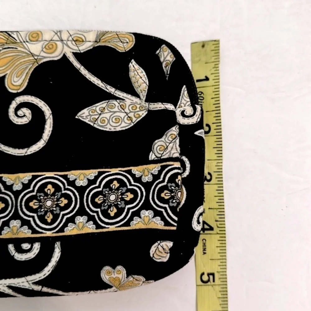 Vera Bradley Yellow Bird Pattern Poly-Lined Makeup Cosmetic Bag EUC